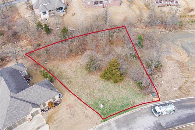 590 Creekside Drive - Photo 1