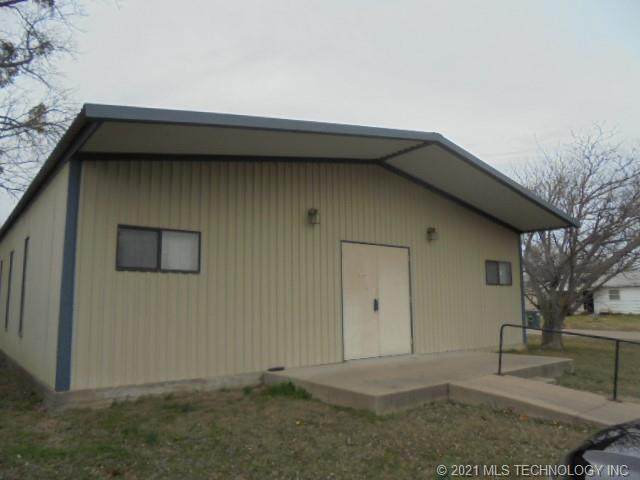 307 Elmwood - Photo 1