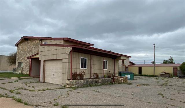 2408 Sunset Drive - Photo 1