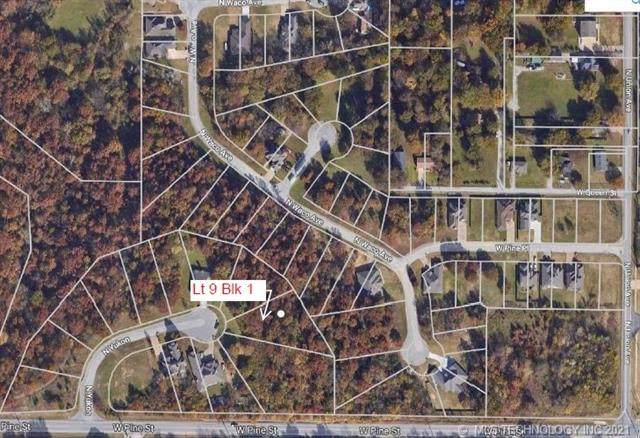 Yukon Avenue - Photo 1