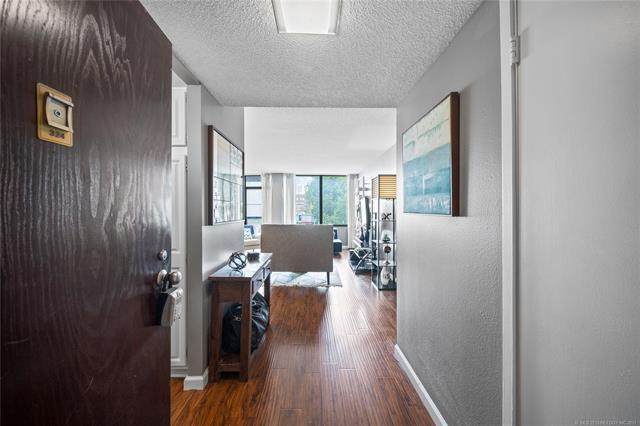 410 7th Street - Photo 1