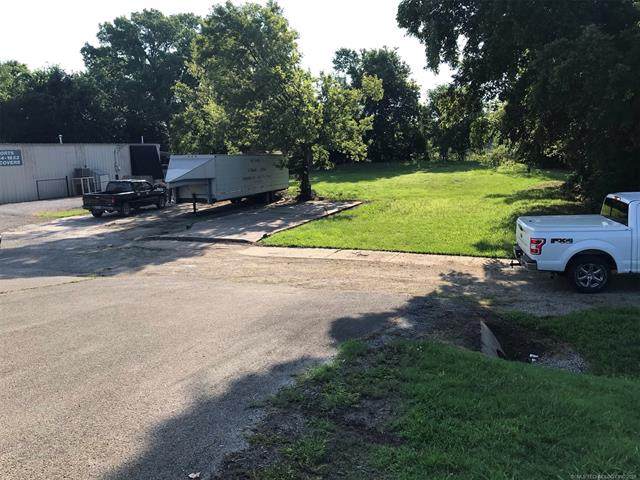 514 Osage - Photo 1