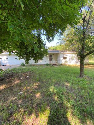 22627 Highway 77 - Photo 1