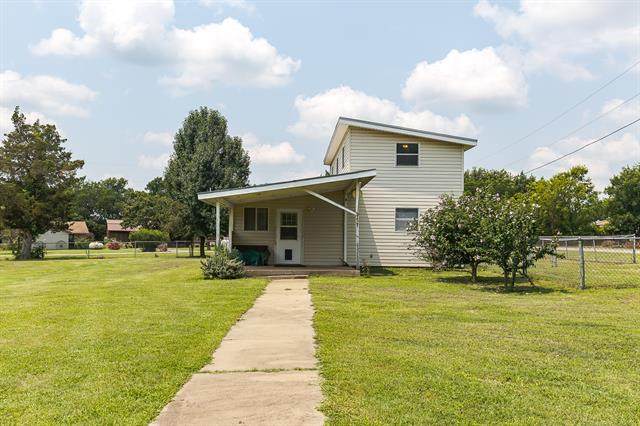 10312 Park Road - Photo 1