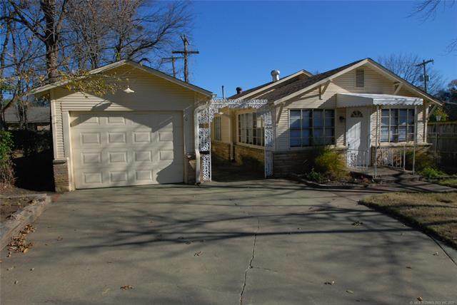 2011 Yorktown Avenue - Photo 1