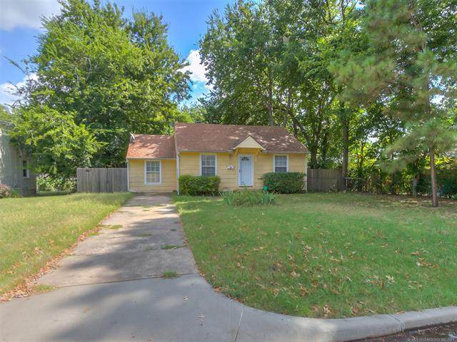 1239 Erie Avenue - Photo 1