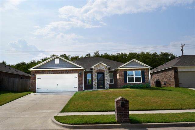 1907 Lakehurst Lane - Photo 1