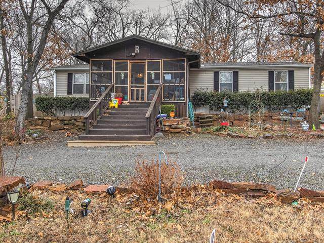 68426 318 Court - Photo 1