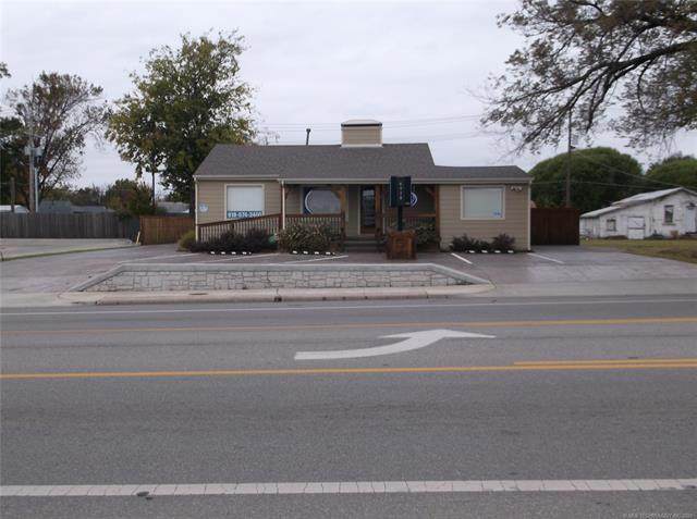 4918 Union Avenue - Photo 1