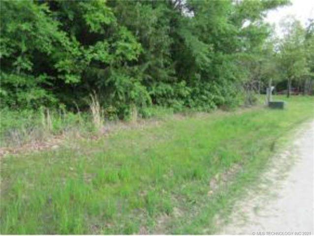 308 Hummingbird Lane - Photo 1