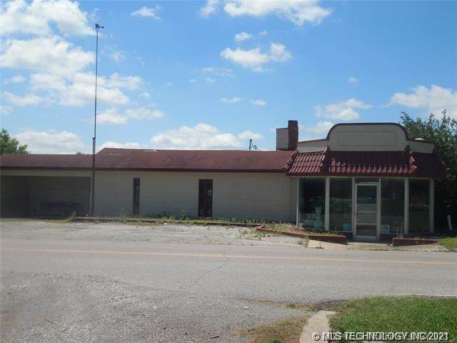 417 Cottage Street - Photo 1
