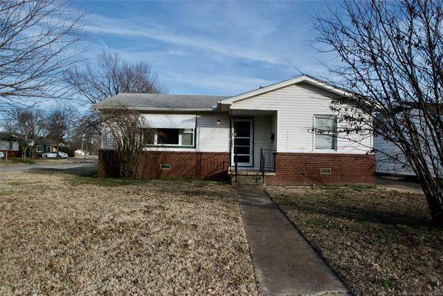 103 42nd West Avenue - Photo 1