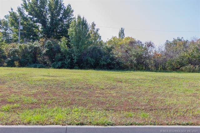 410 7th Street - Photo 1