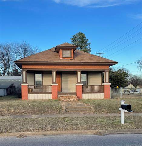 1202 Evergreen - Photo 1
