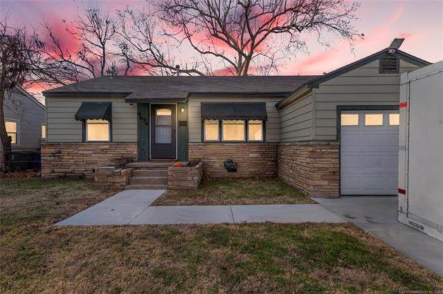 4634 Rockford Avenue - Photo 1