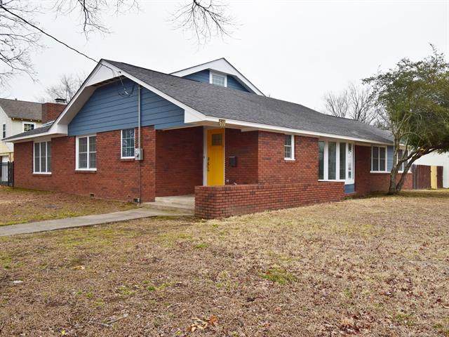 610 Delaware Street - Photo 1