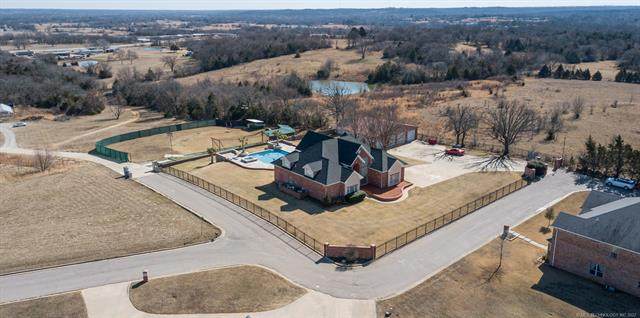 203 Hillcrest Heights - Photo 1
