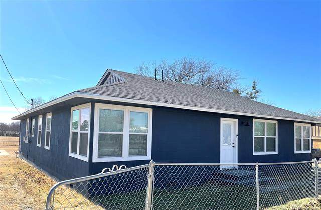 928 9th Avenue - Photo 1