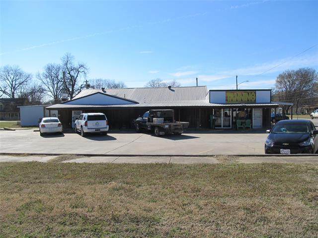 702 Main - Photo 1
