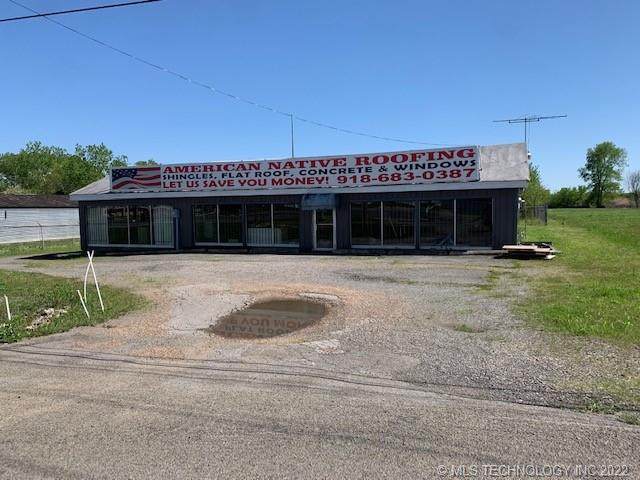 2121 Shawnee Street - Photo 1