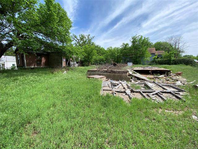858 4th Street - Photo 1