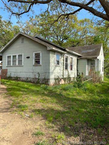 2808 Highway 99 Highway - Photo 1