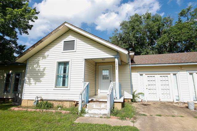1904 5th Street - Photo 1