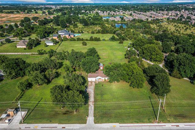 10505 Garnett Road - Photo 1