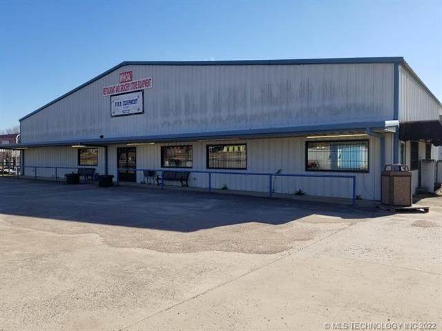 1530 Main Street - Photo 1