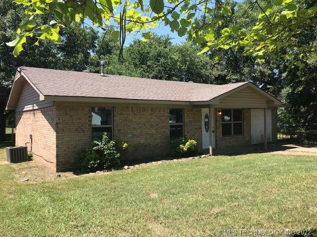 204 Court Avenue - Photo 1