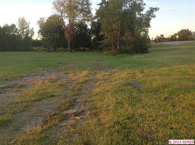 2429 Apache Street - Photo 1