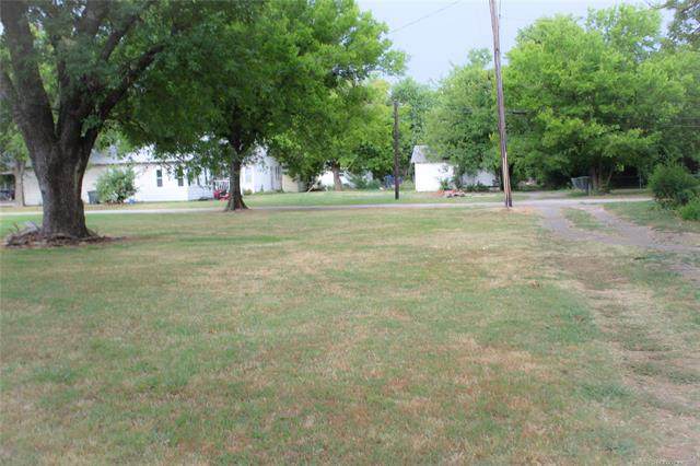 611 Main Street West - Photo 1