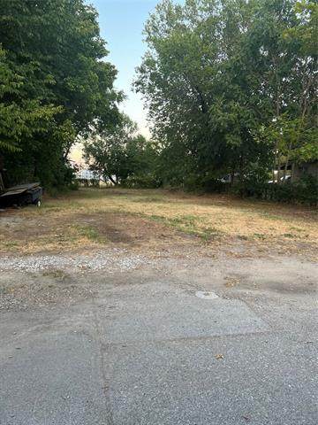 511 38th West Avenue - Photo 1