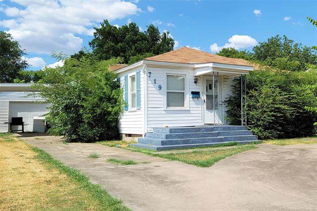 719 Elm - Photo 1
