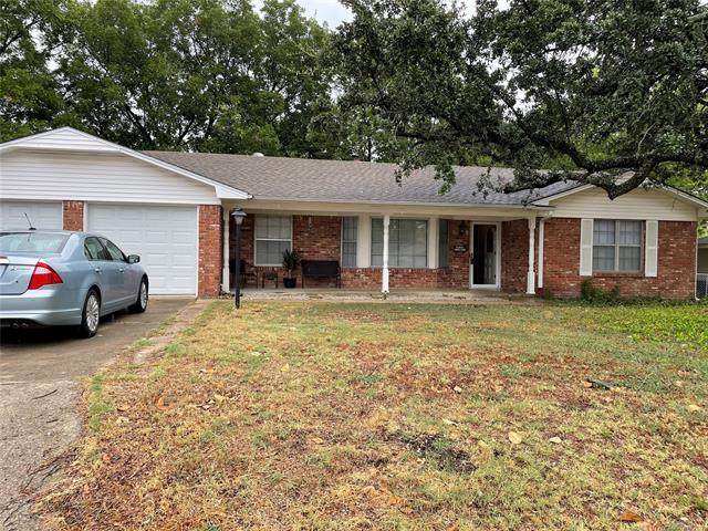 1714 Salisbury - Photo 1