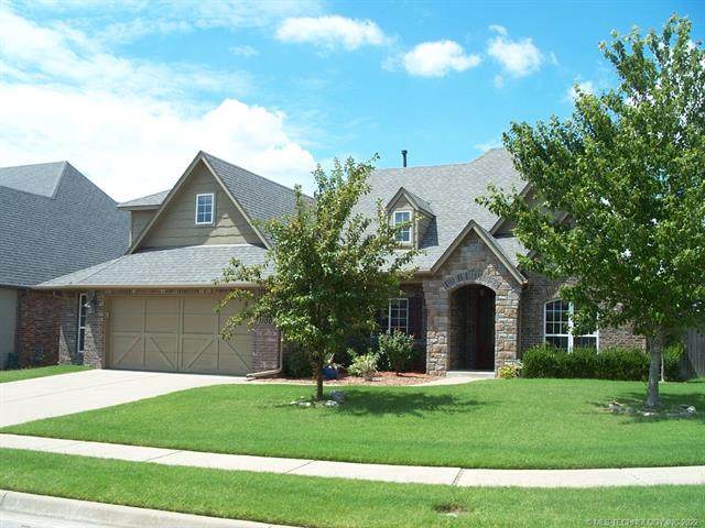 1100 Laurel Avenue - Photo 1