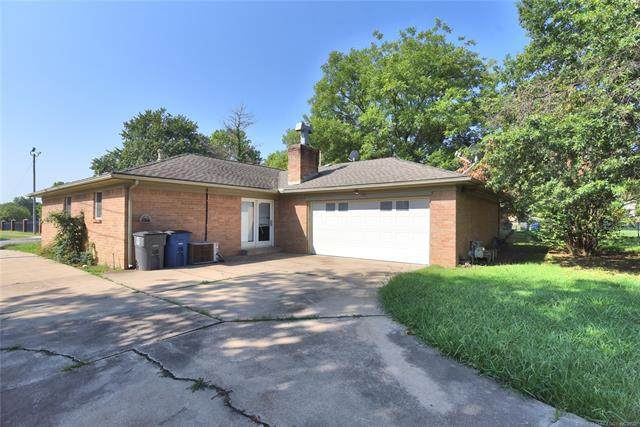 5811 46th Street - Photo 1