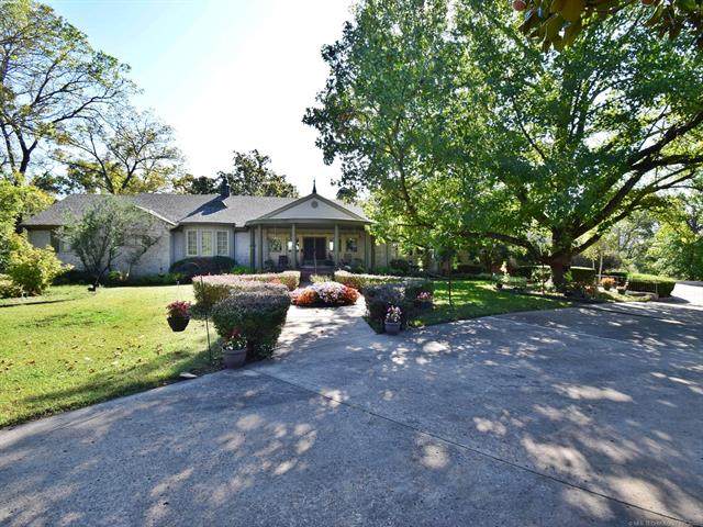 1301 Ross Avenue - Photo 1