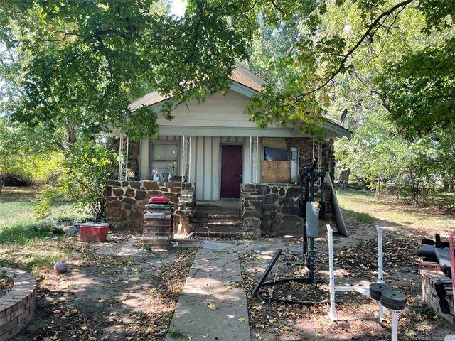 712 3rd Street - Photo 1