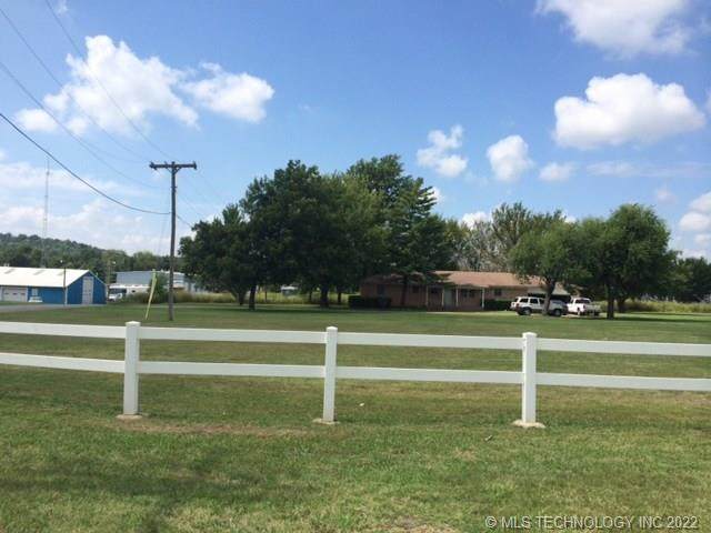 2375 32nd Street - Photo 1