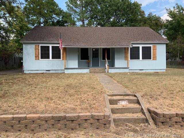 1114 Cedar - Photo 1