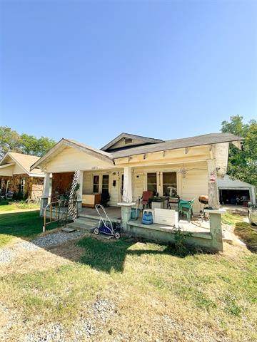 1202 Oak Street - Photo 1