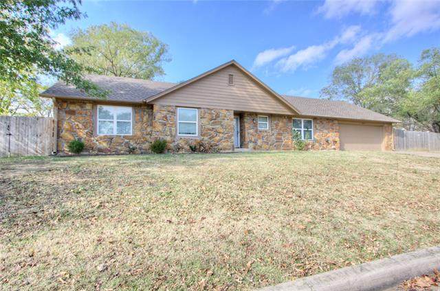 1631 Valley Parkway - Photo 1
