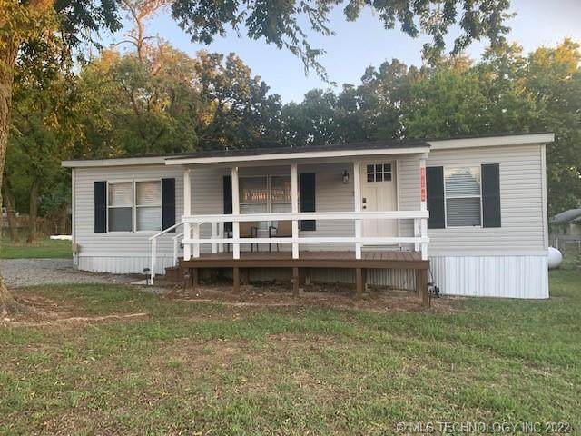30 Elm Drive - Photo 1