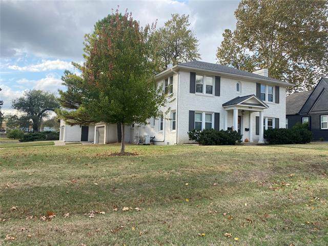 1630 Columbia Place - Photo 1