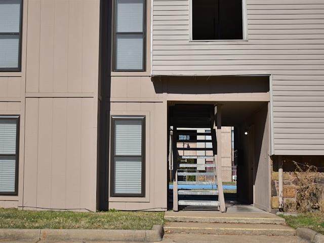 1200 Cedar Avenue - Photo 1