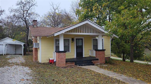 338 17th Street - Photo 1
