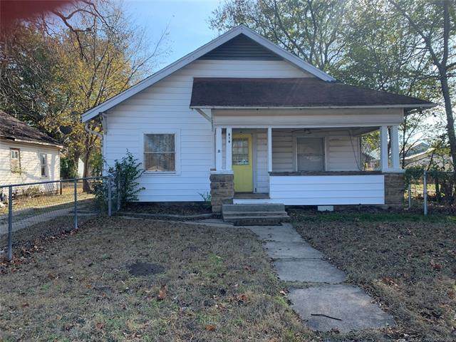 816 6th Street - Photo 1
