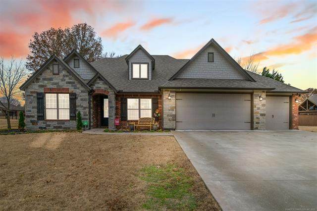 18 Woodcreek Lane - Photo 1