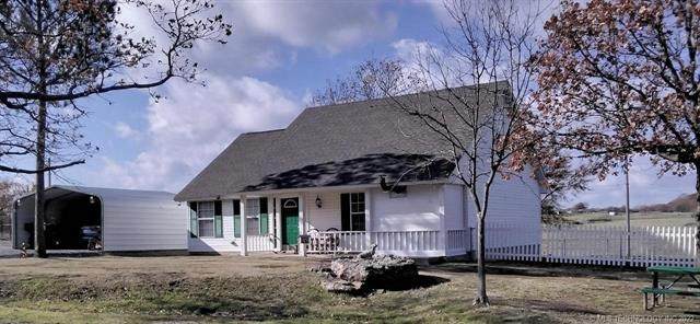 475 Peaceable Ridge Street - Photo 1